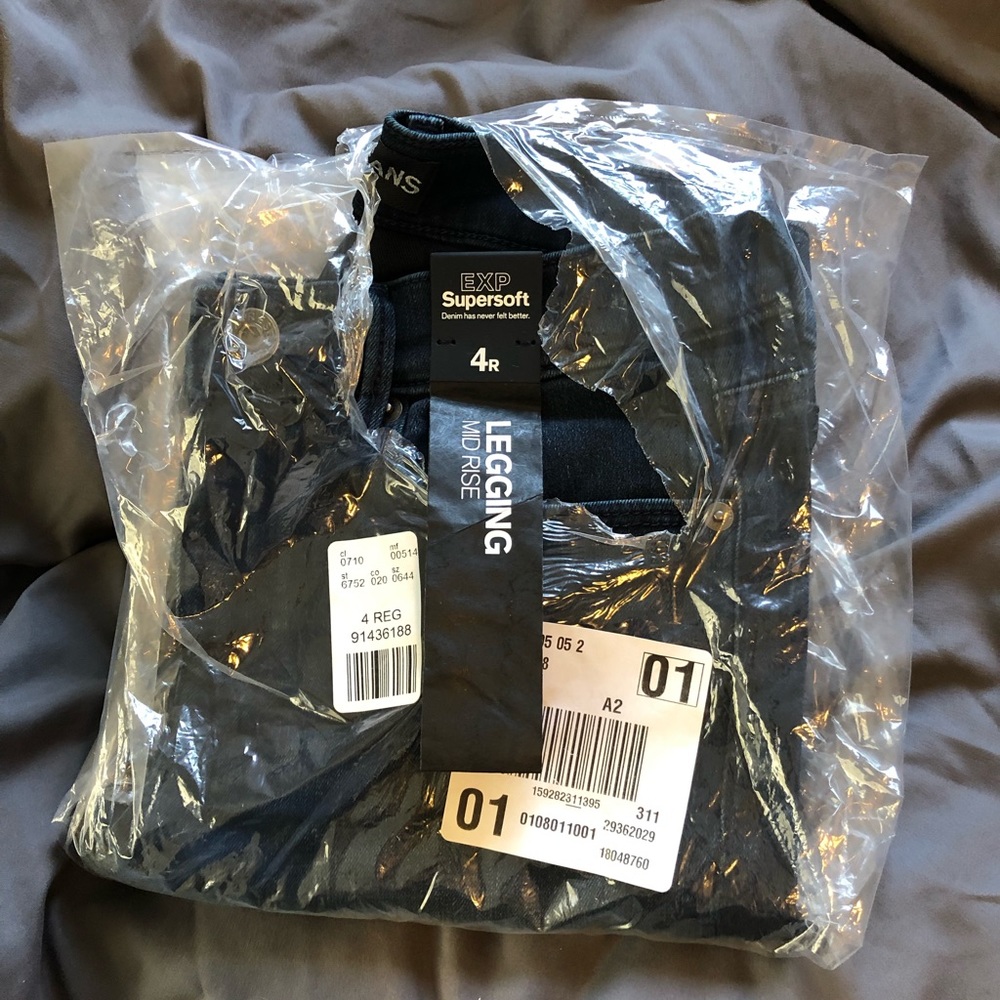 NWT Express Jeans
